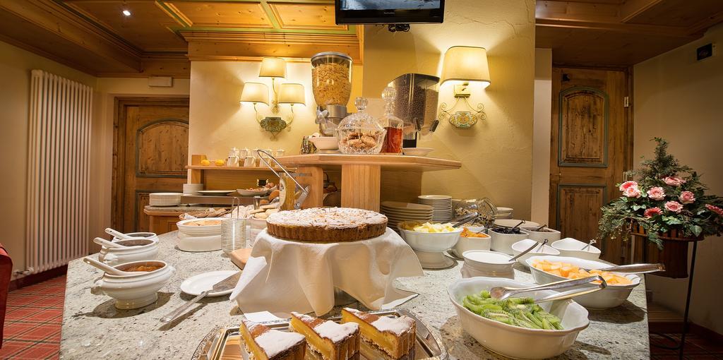 Hotel Cervo Ливиньо Экстерьер фото